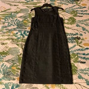 Ellen Tracy sleeveless dark gray dress